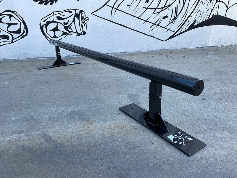 Adjustable Round Rail (6' long)