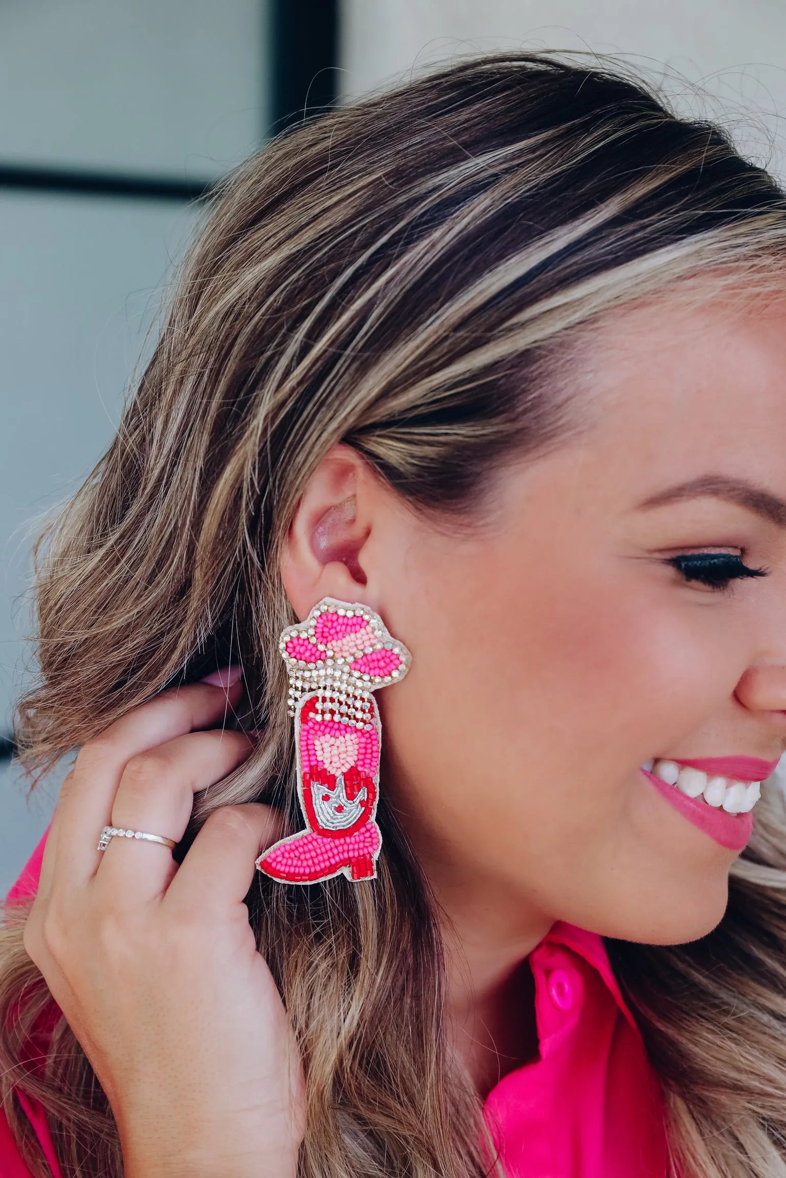 Blushing Cowgirl Boot Beaded Earrings - Pink