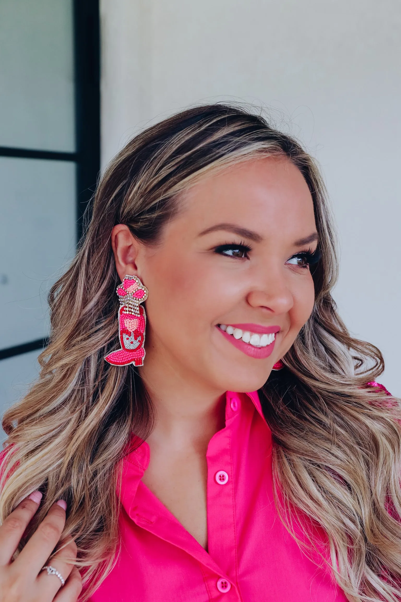 Blushing Cowgirl Boot Beaded Earrings - Pink