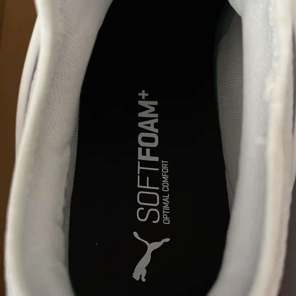 BRAND NEW MENS PUMA SNEAKER