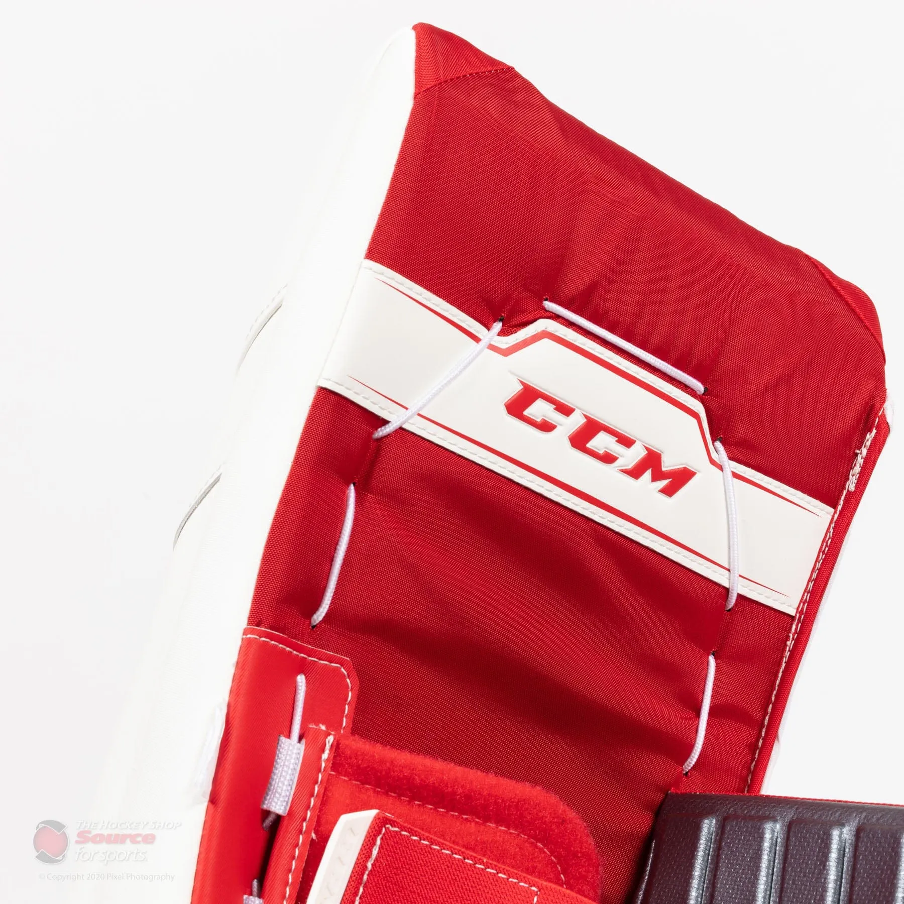 CCM Axis A1.9 Intermediate Goalie Leg Pads