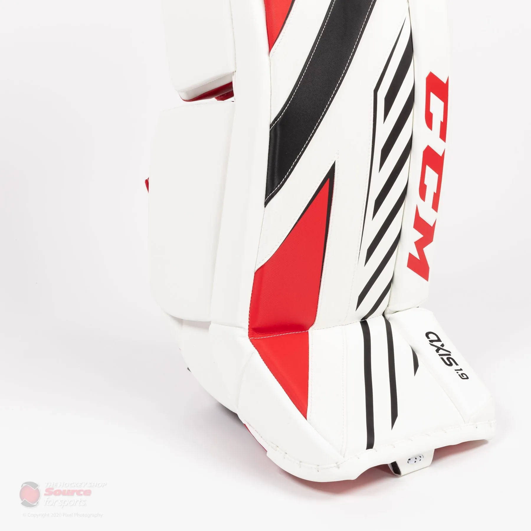 CCM Axis A1.9 Intermediate Goalie Leg Pads