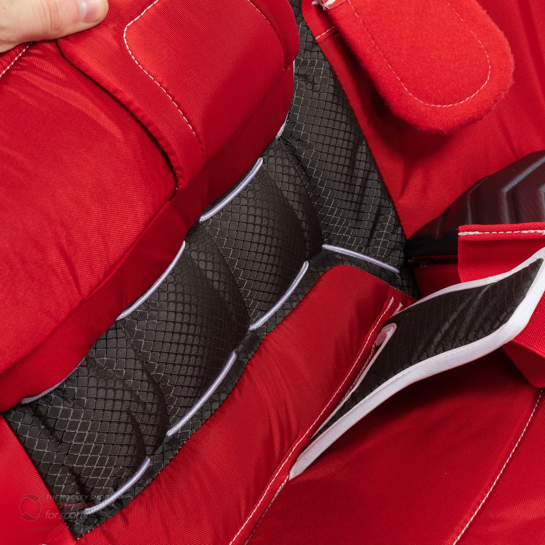CCM Axis A1.9 Intermediate Goalie Leg Pads