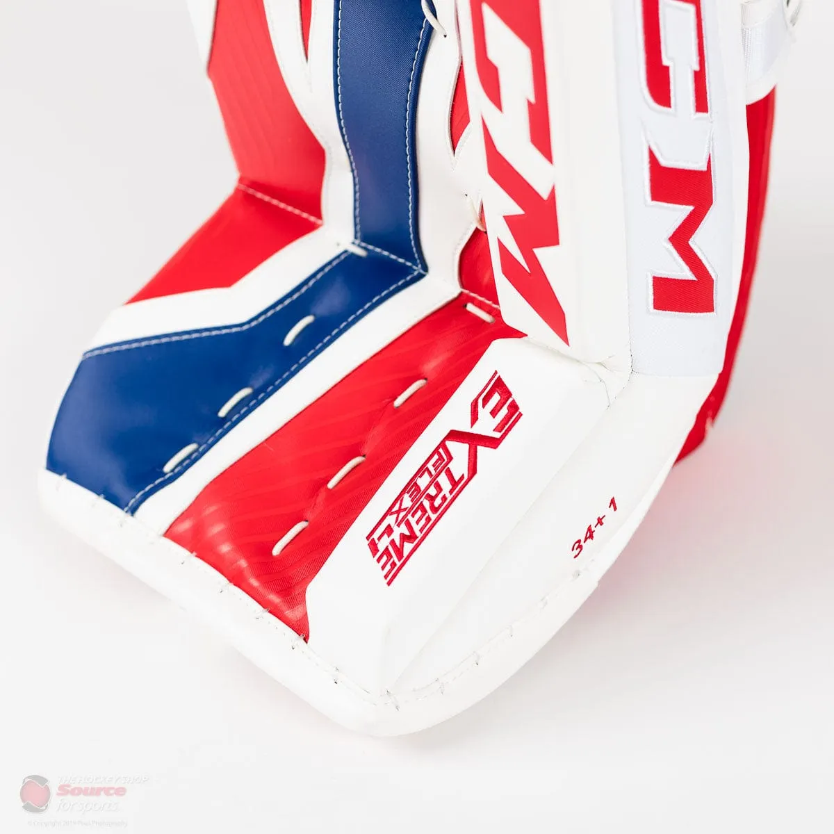 CCM Extreme Flex 4 Pro Senior Goalie Leg Pads