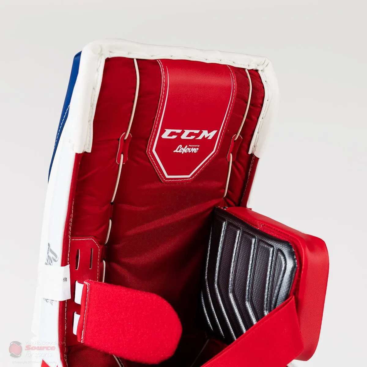 CCM Extreme Flex 4 Pro Senior Goalie Leg Pads