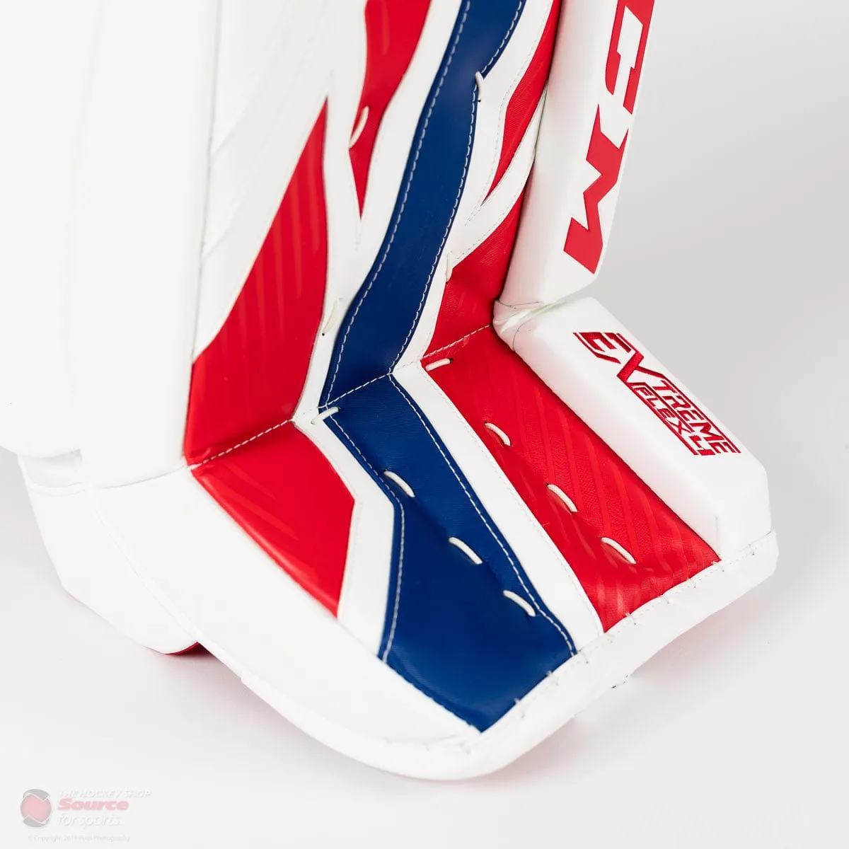 CCM Extreme Flex 4 Pro Senior Goalie Leg Pads