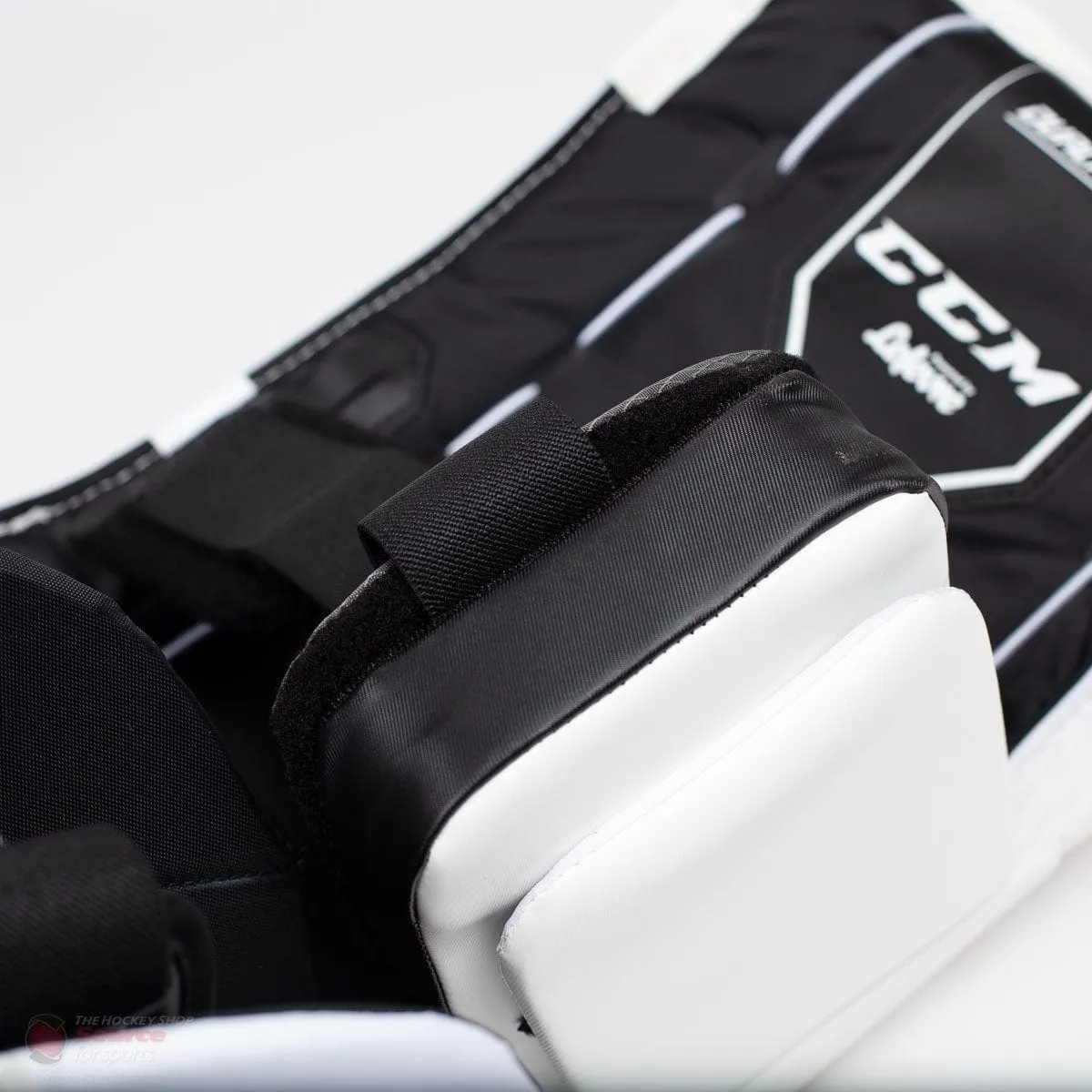 CCM Extreme Flex E4.5 Senior Goalie Leg Pads - Source Exclusive