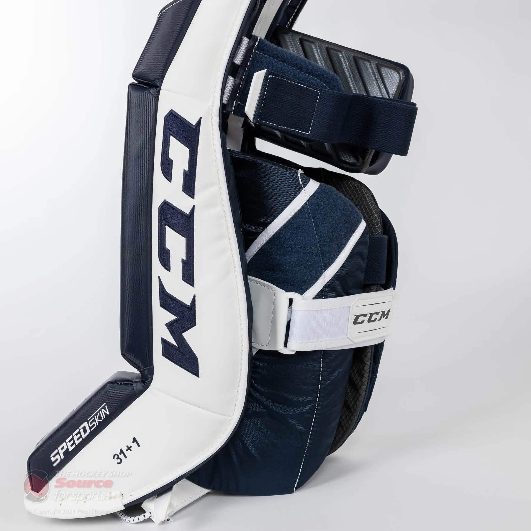 CCM Extreme Flex E5.9 Intermediate Goalie Leg Pads