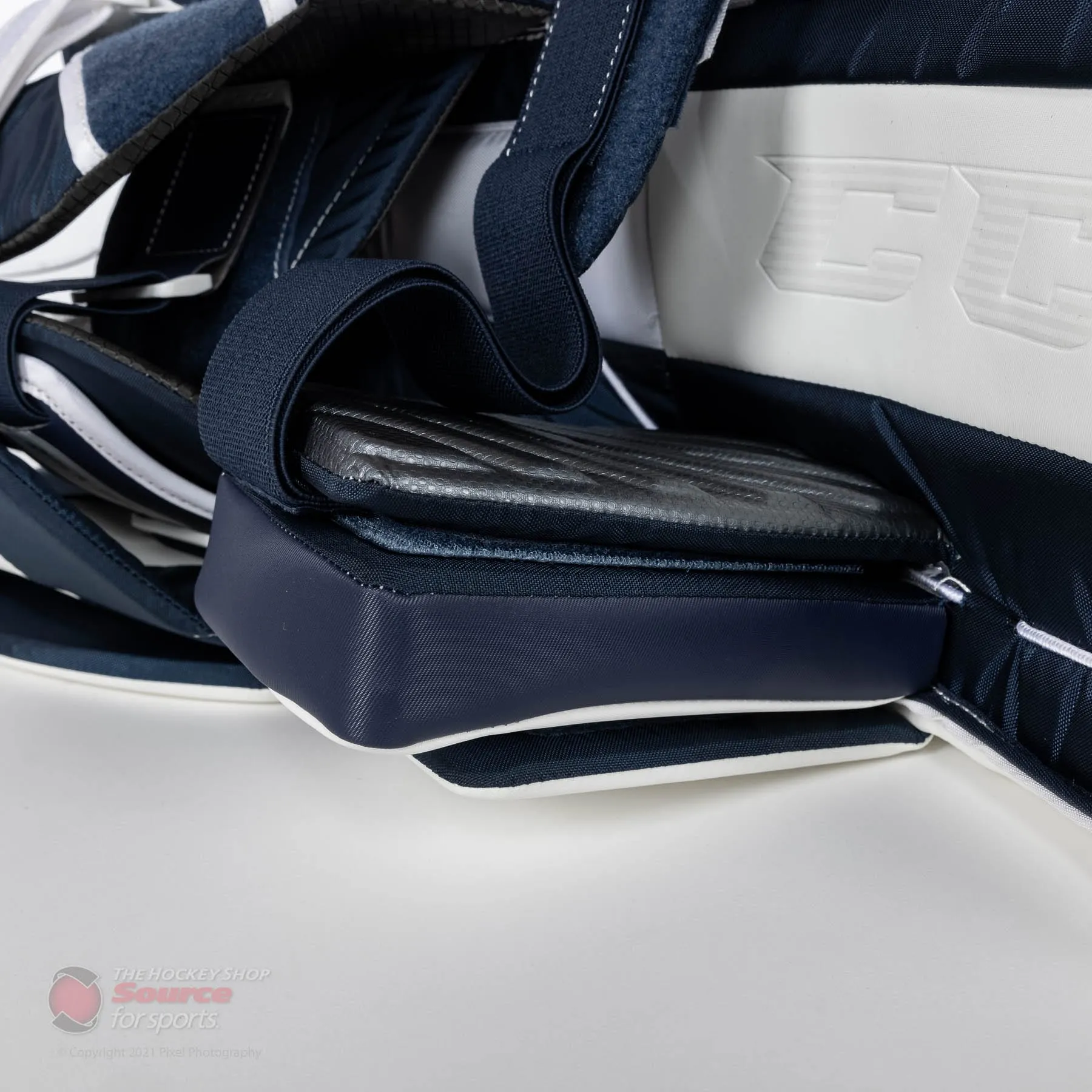 CCM Extreme Flex E5.9 Intermediate Goalie Leg Pads