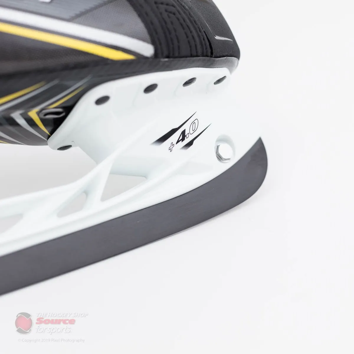 CCM Tacks Vector Pro Junior Skates (2018)