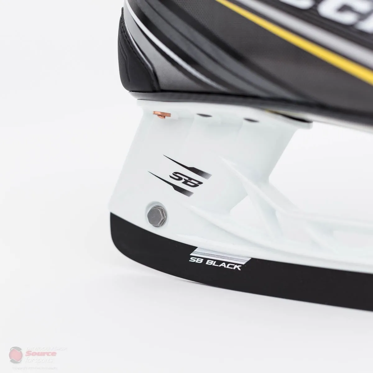CCM Tacks Vector Pro Junior Skates (2018)