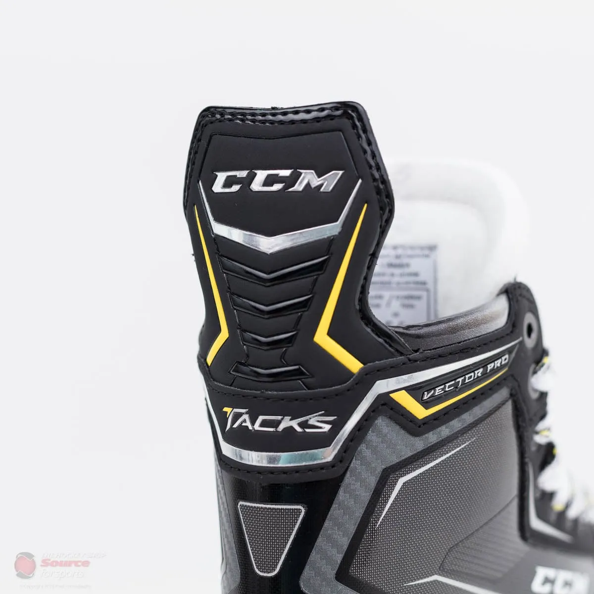 CCM Tacks Vector Pro Junior Skates (2018)