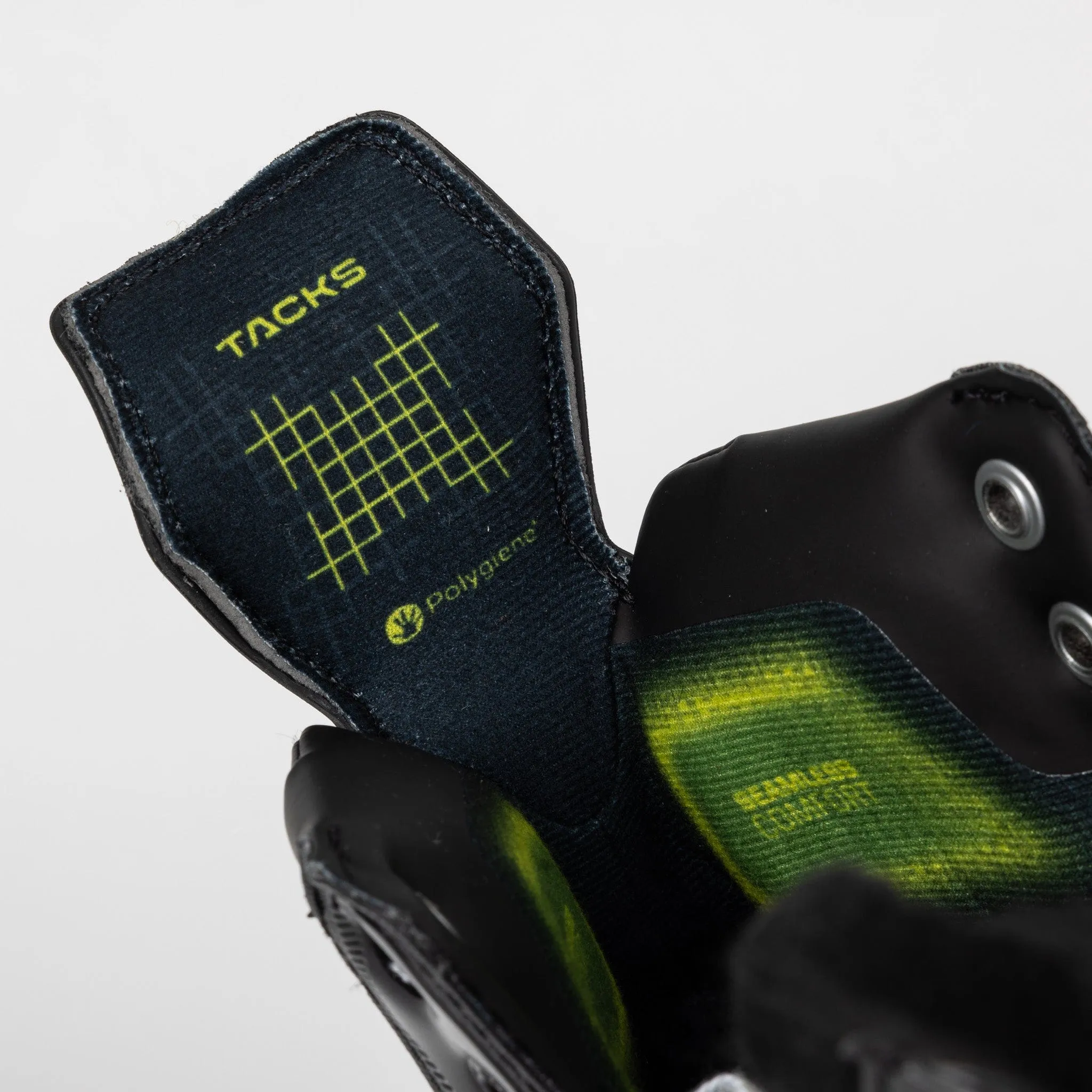 CCM Tacks XF80 Junior Hockey Skates