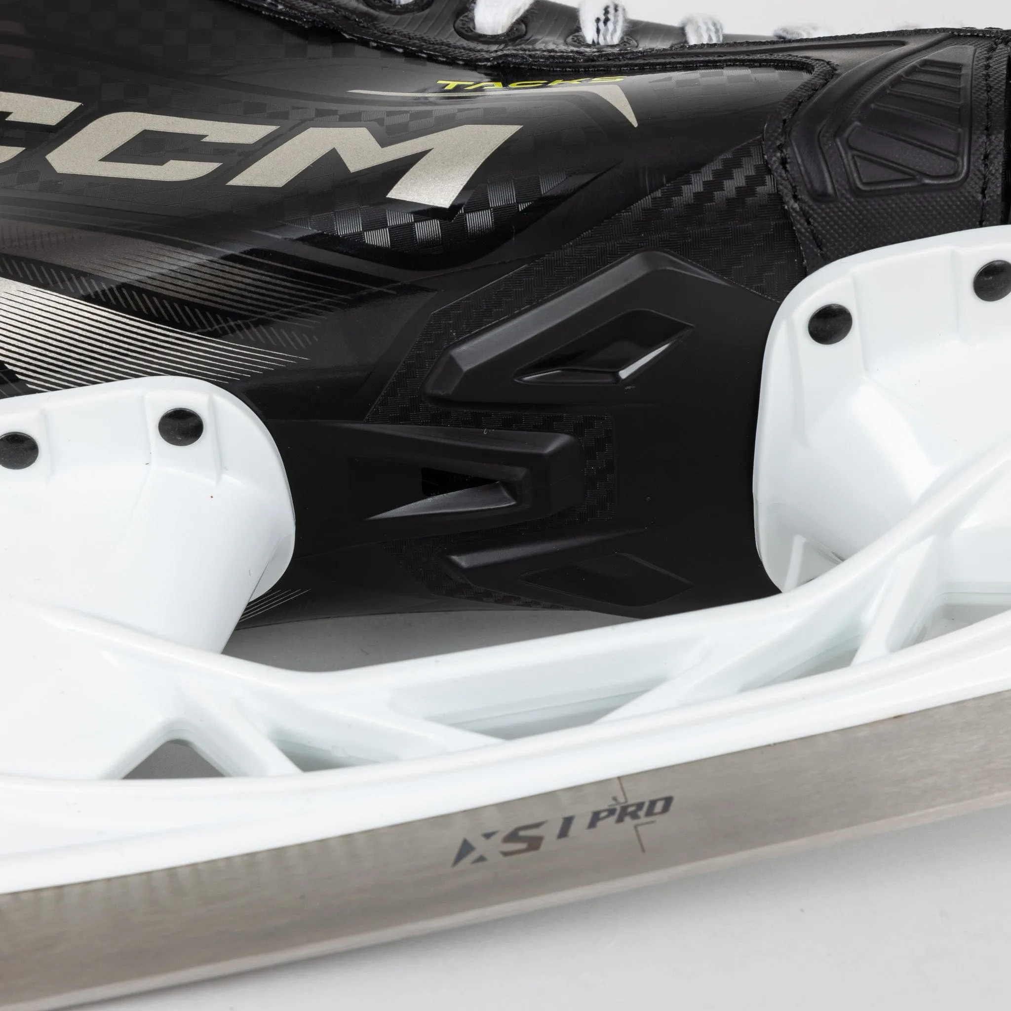 CCM Tacks XF80 Senior Hockey Skates