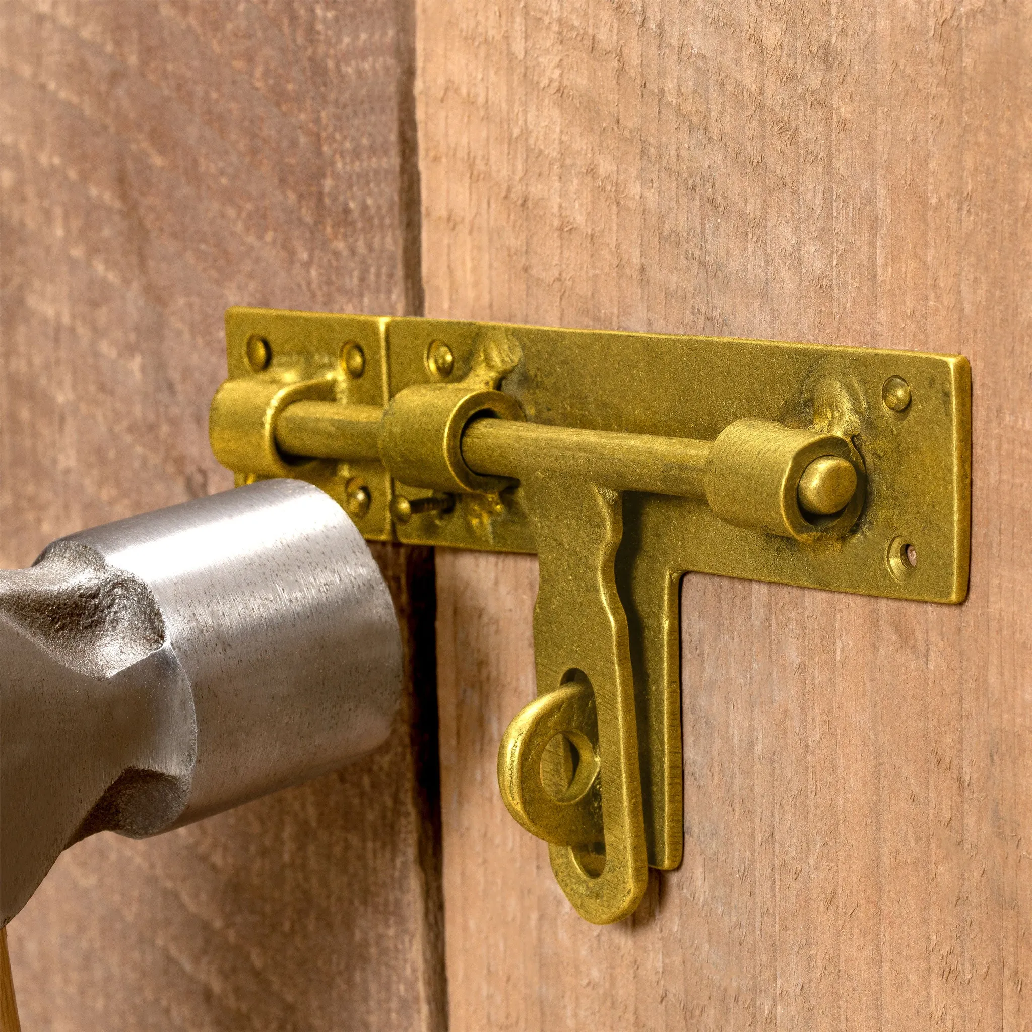 Lockable Slide Latch Bolt Receiver 4.75"