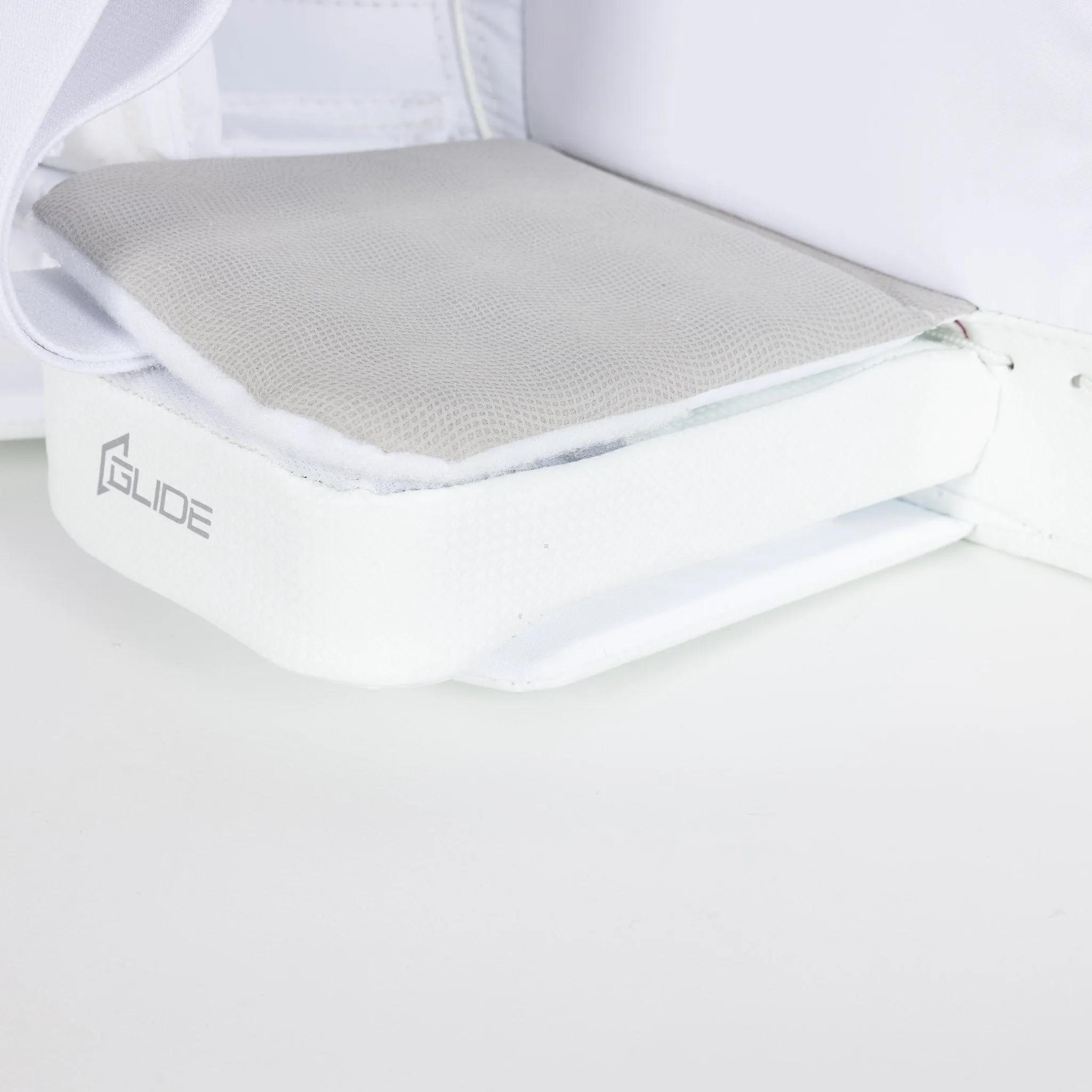 TRUE Catalyst PX5 Senior Goalie Leg Pads - Domestic