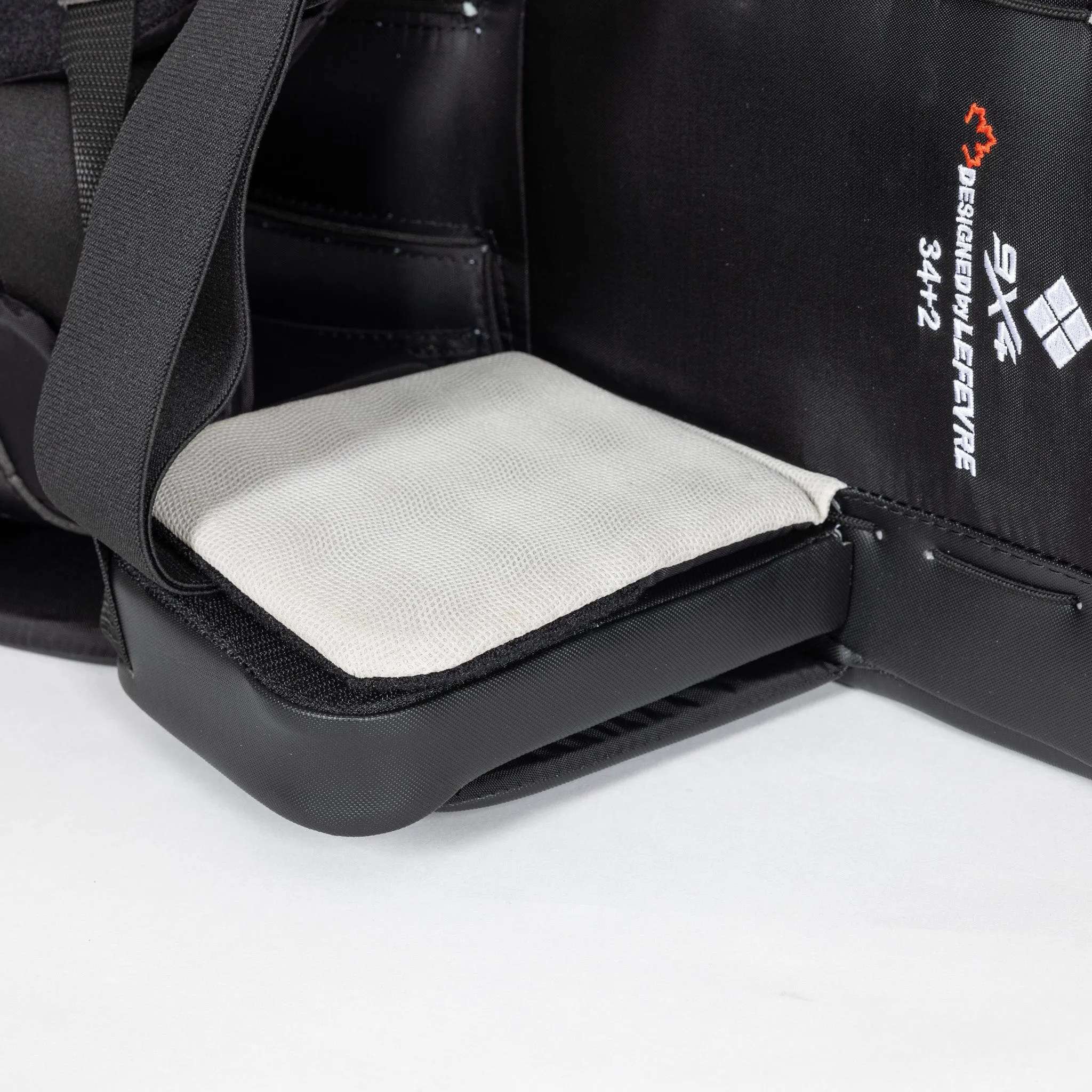 TRUE HZRDUS 9X4 Senior Goalie Leg Pads