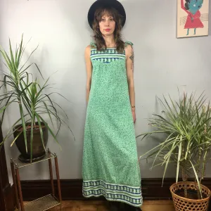 Vintage 90s Floral Print Cotton maxi dress // size Small